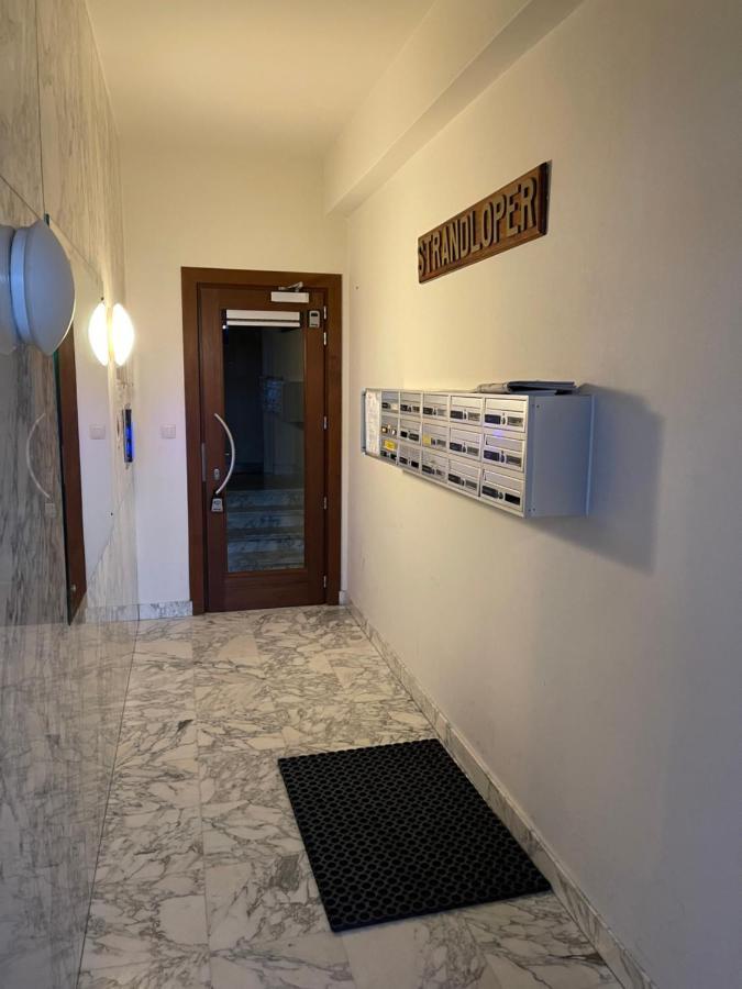 Studio De Strandloper Met 1 Zetelbed En 1 Bedkast Apartment Middelkerke Luaran gambar